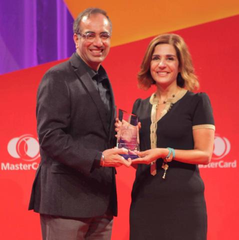 Banque Libano-Française wins the “Driving Financial Inclusion” Award at MasterCard Innovation Forum 2014