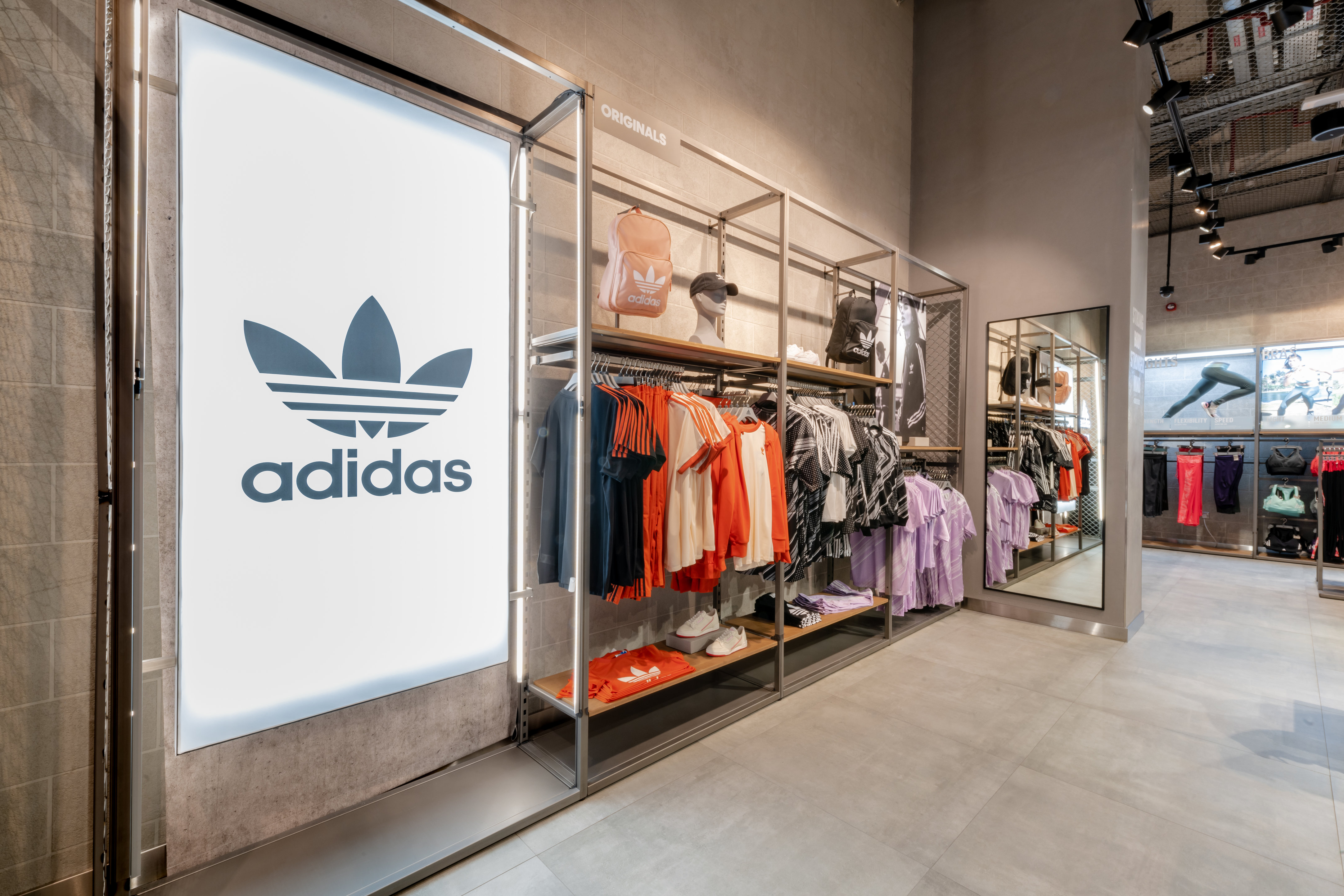 Fuente Tranquilizar mordaz adidas brings much-loved stadium-inspired concept store to Dubai Festival  City Mall | Prwebme