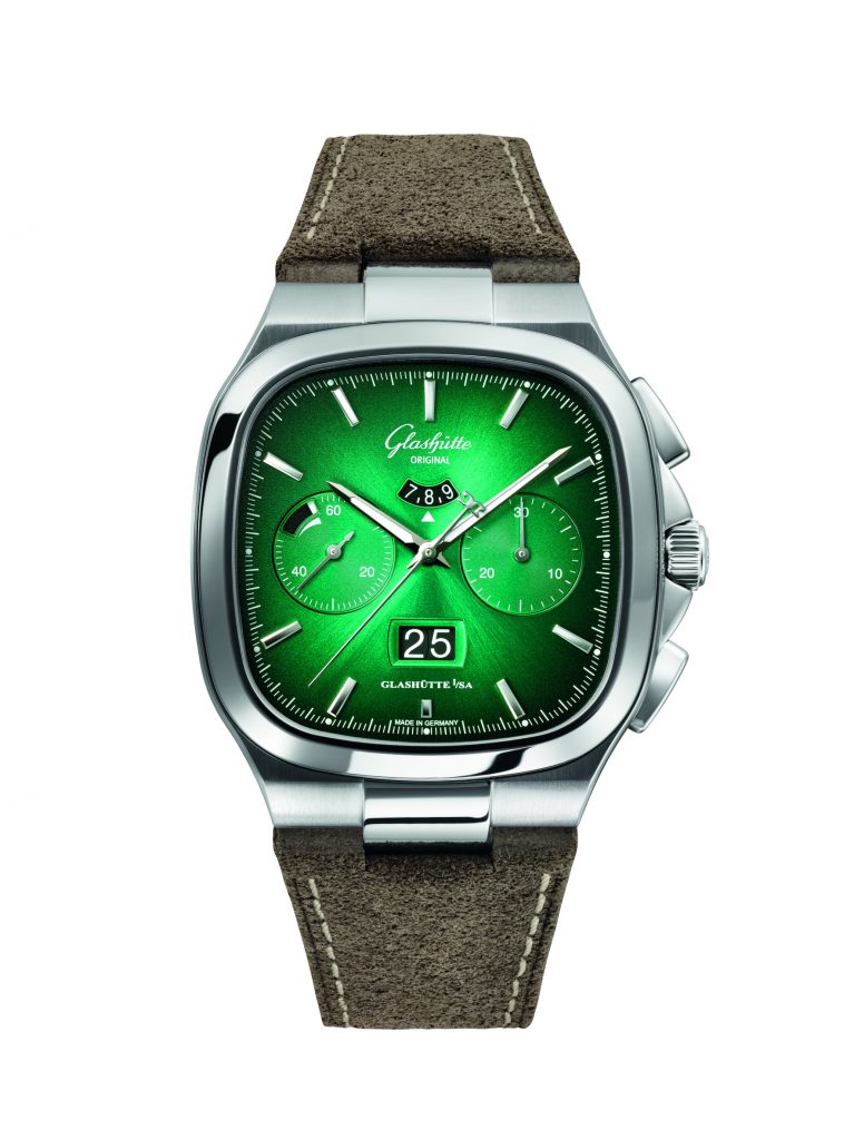 1-37-02-04-02-35_Seventies_Chronograph_PD_green-1-767x1024.jpg