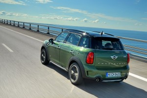 All-New-MINI-Countryman-2-300x200.jpg