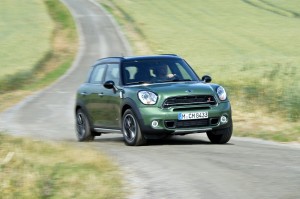 All-New-MINI-Countryman-Front-300x199.jpg