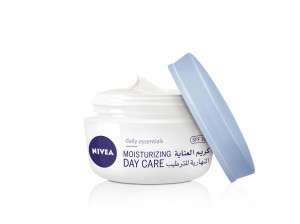 Nivea-Daily-Essentials-Day-Care-Normal-Skin-Image-2-300x224.jpg