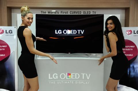 LG Electronics Adds the Magic Remote to the List of Innovative Options that Come with its Flagship CURVED OLED TV