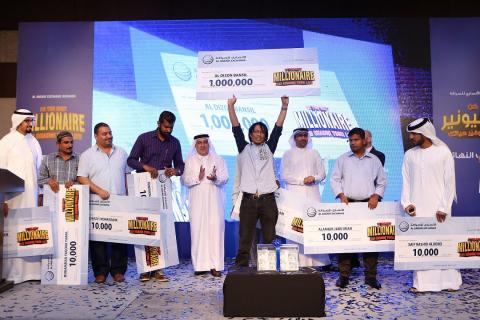 Filipino wins AED 1 million grand prize of Al Ansari Rewards – Summer Promotion 2017