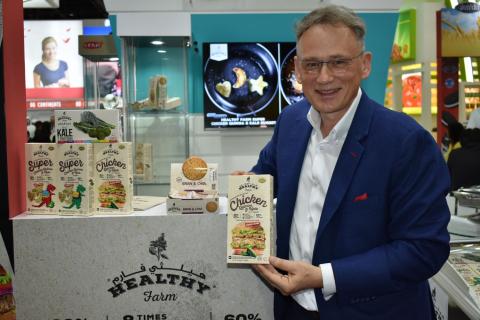 Global Food Industries launches Middle East's first-ever healthy chicken burgers & nuggets at Gulfood 2018